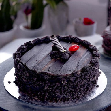 Chocolate Crunch cake - UAE