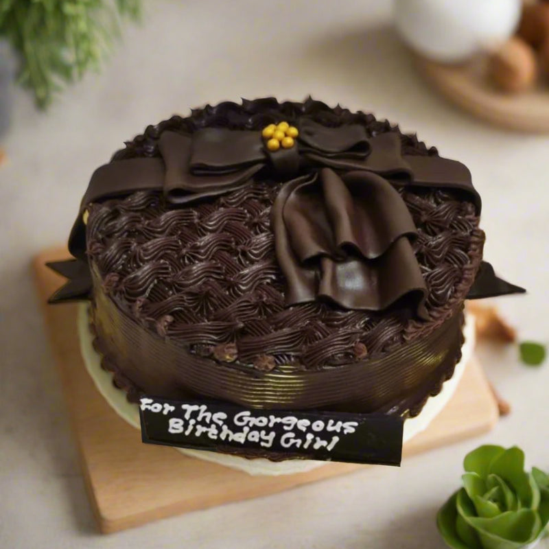 Send Premium Chocolate Design Cakes to India