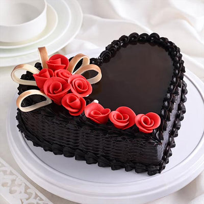 Chocolate Cake Red Roses Topping - India