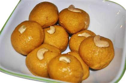Besan Laddu