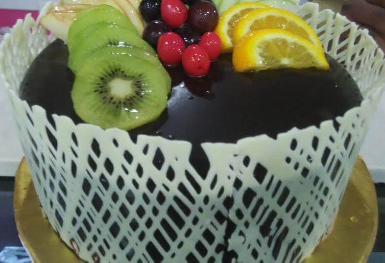 Order Choco Fruit Cake Online | Best Cake Delivery in India