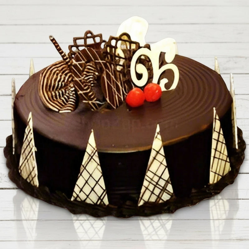 Send Delicious Chocolate Cake | Delivery in India