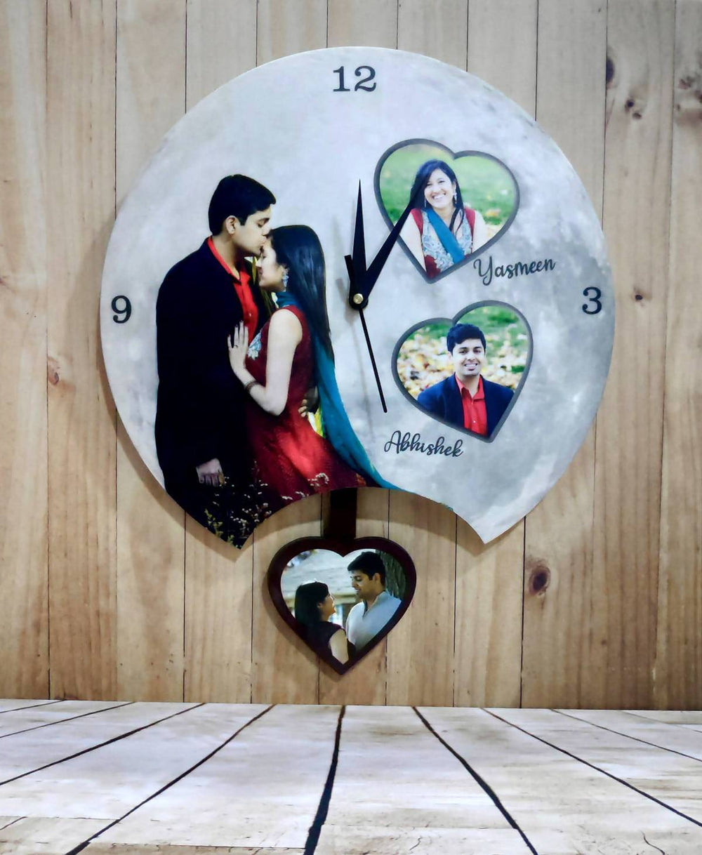 Doom Pendulum Clock - Moon