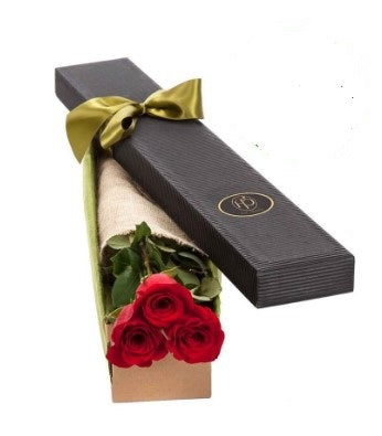 Luxury box of 3 Roses - Australia