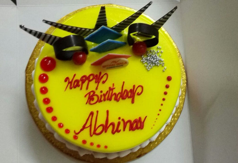 Yellow Design Cake