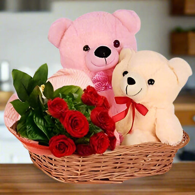 teddy and roses